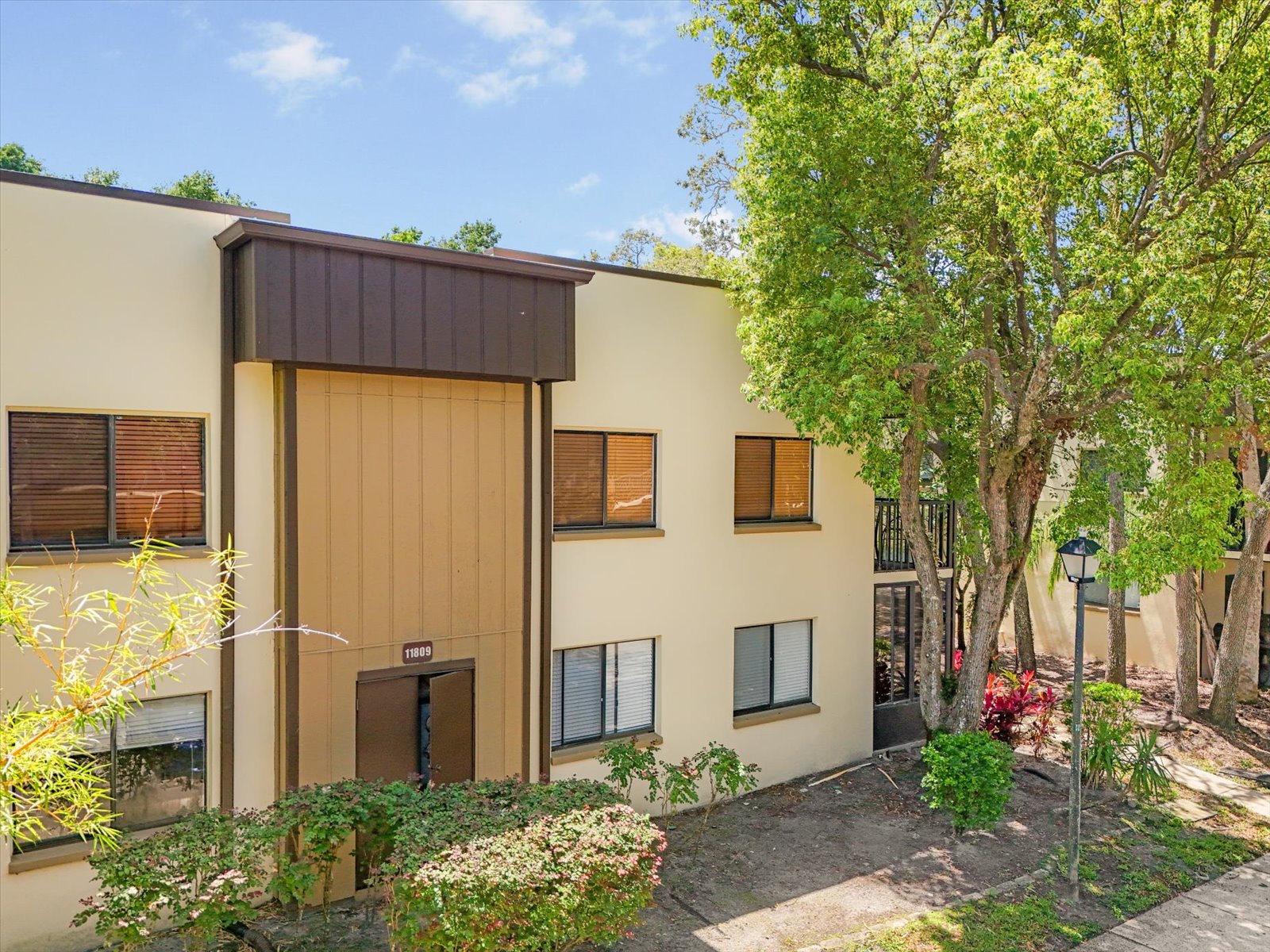 11807 RAINTREE LAKE LANE Unit #B, TAMPA, Florida 33617