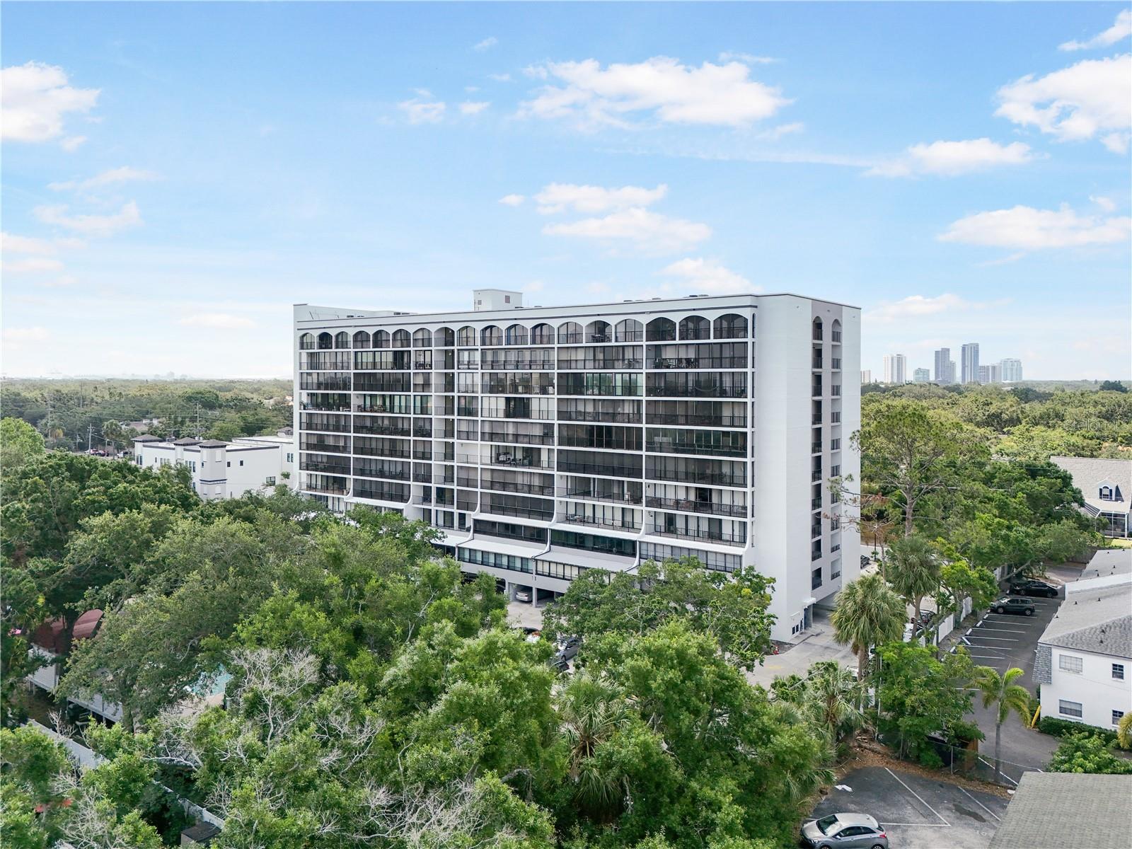 3211 W SWANN AVE, #605, TAMPA, FL 33609