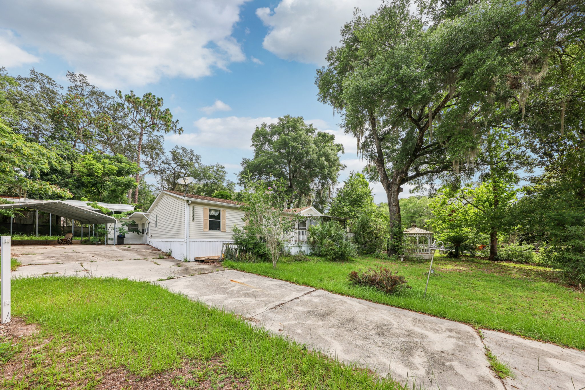 16965 SE 3RD PL, SILVER SPRINGS, FL 34488