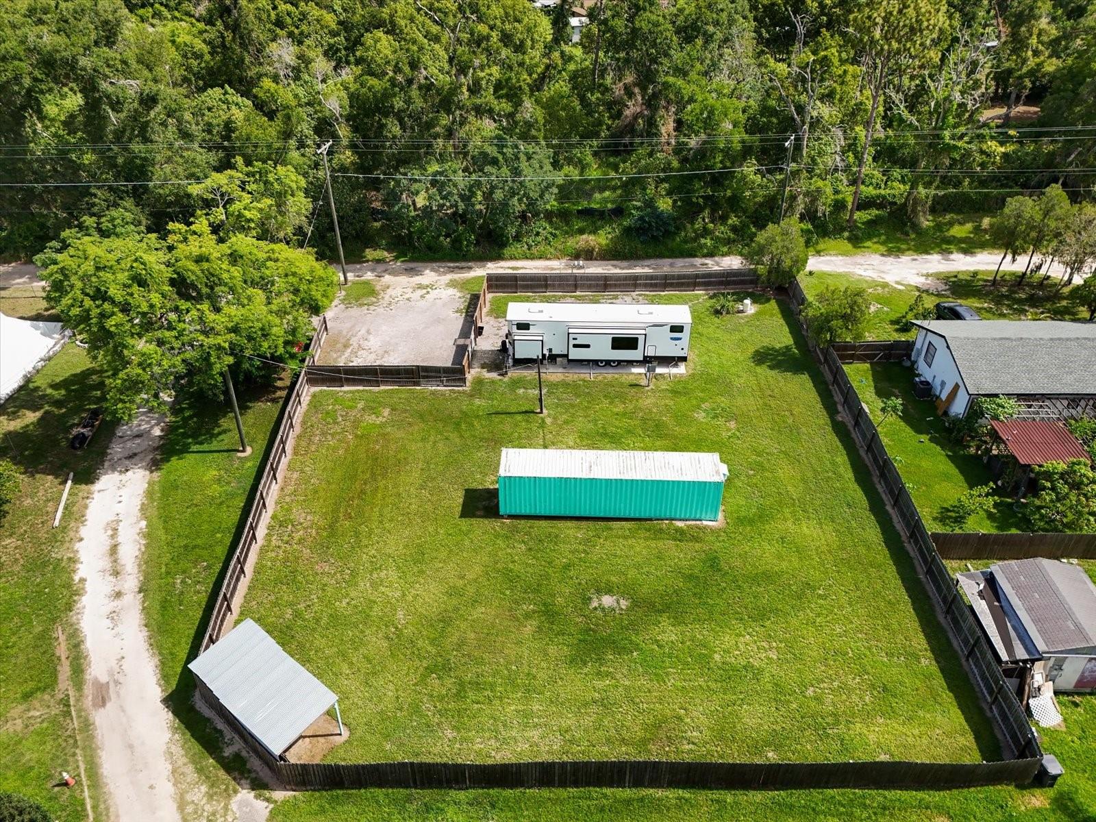 322 CANNING PLANT RD, SEFFNER, FL 33584